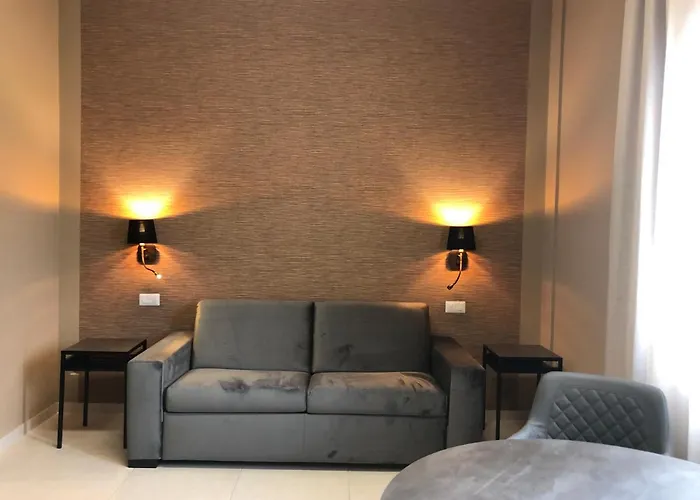 Dante 11 By Apulia 招待所 3*