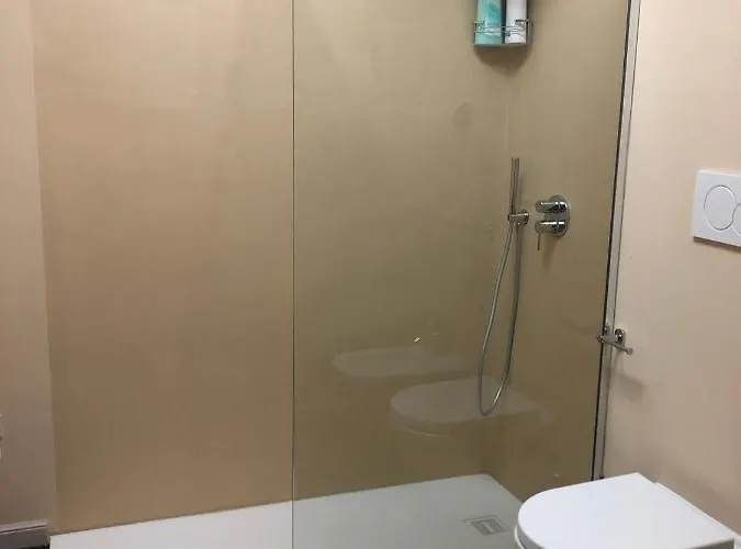 Dante 11 By Apulia 招待所 3*