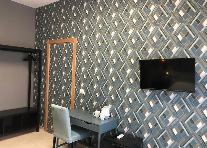 招待所 Dante 11 By Apulia 3*